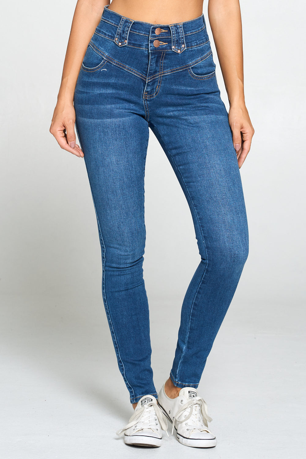 WH3704 Medium
