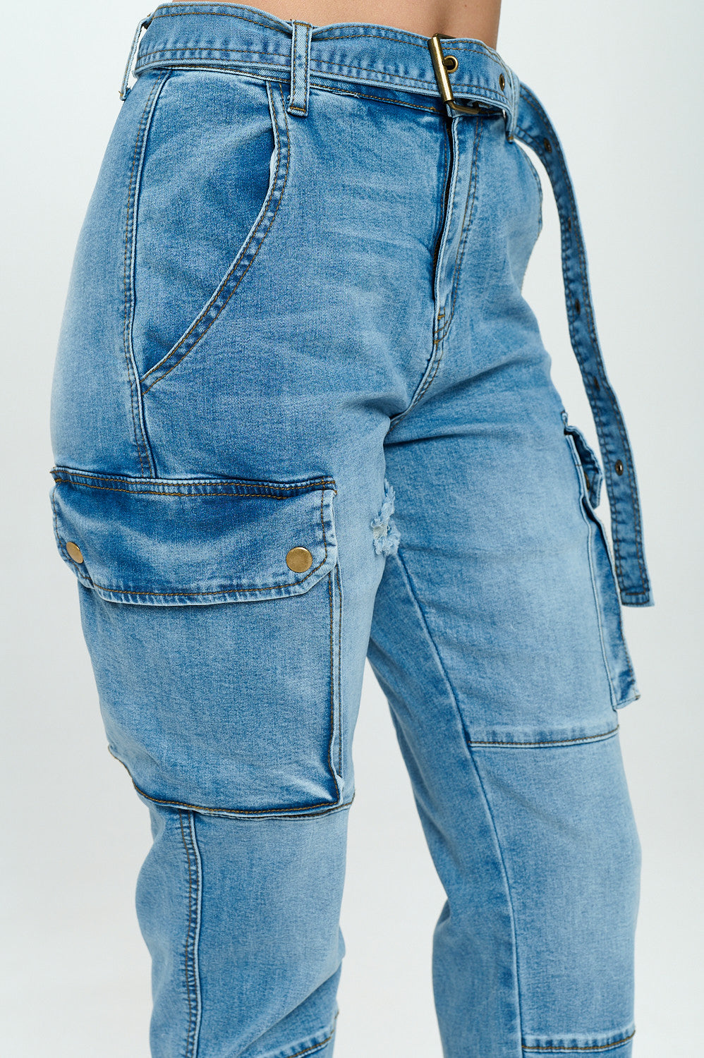 High Waisted Belted Cargo Jogger Jean Med DH2211