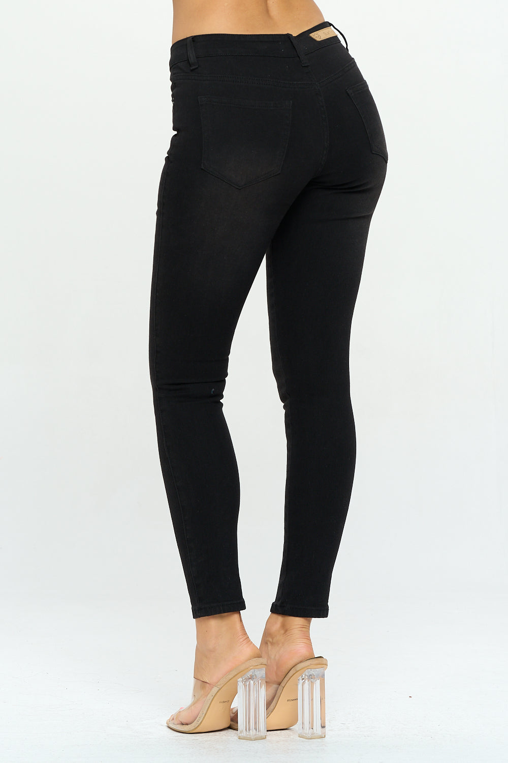 Classic Mid Rise Skinny Jean Extreme Stretch Black WR3702