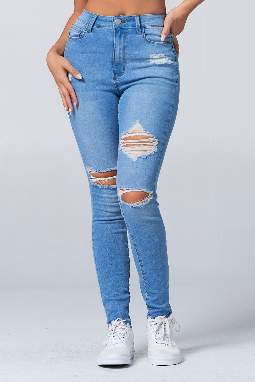 NEW Ripped High Rise Skinny Jean Light Blue DH3709